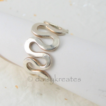 Freeform Squiggle Finger Ring in solid 925 sterling silver